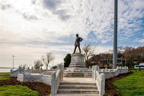  İstanbul'un Heykel Anıtı: Tarihin ve Şehrin Dokunuşu